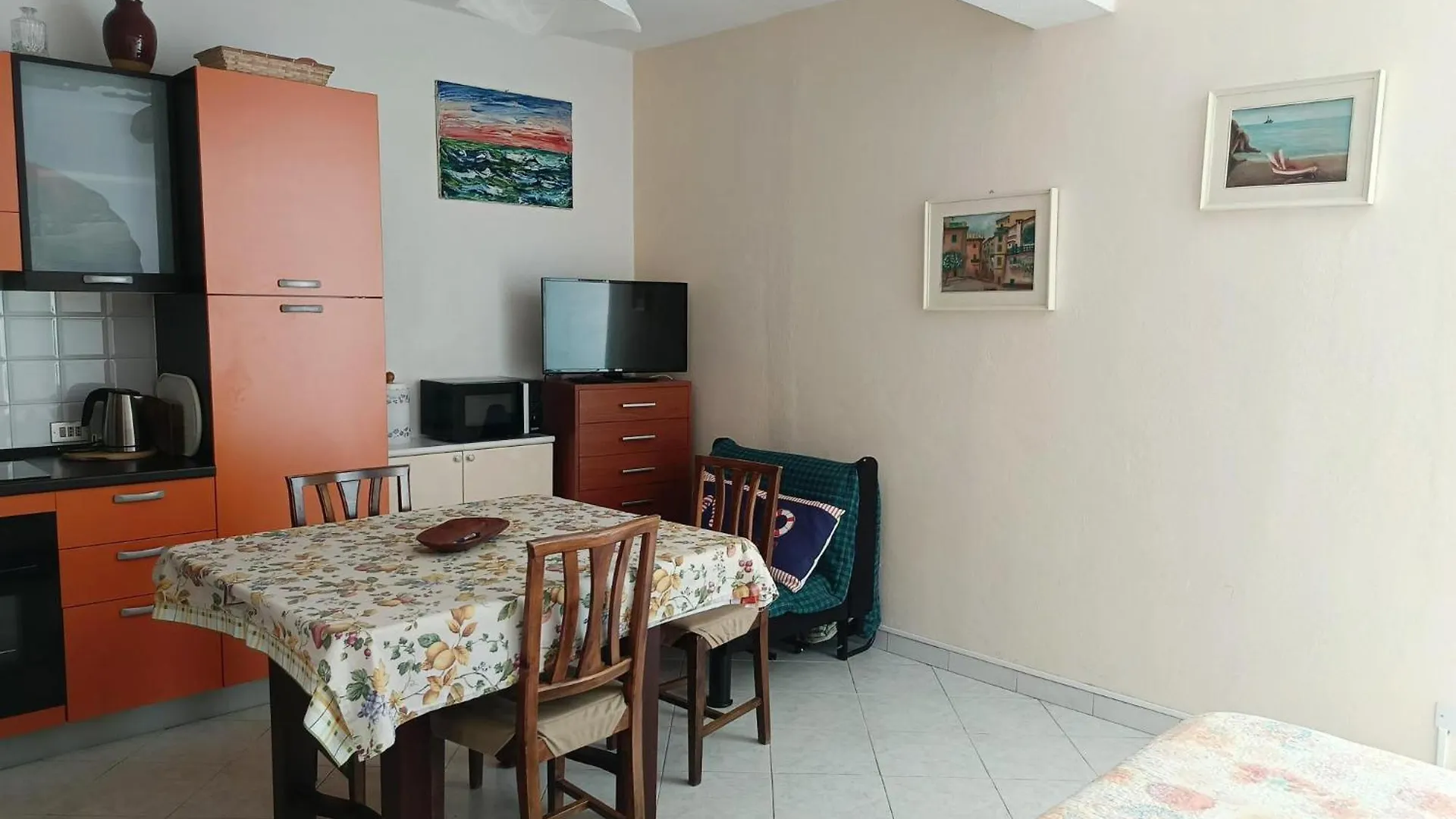 Apartment Chez Diego With Ac And Garden Monterosso al Mare
