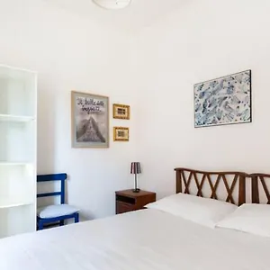  Apartment La Casa Dei Poeti