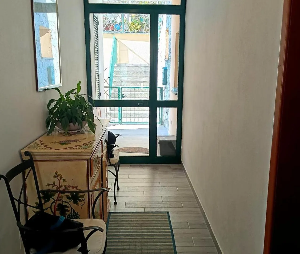 Chez Diego With Ac And Garden contacts